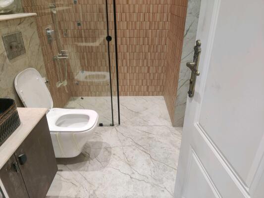 3 BHK Builder Floor in Jagriti Enclave, Delhi