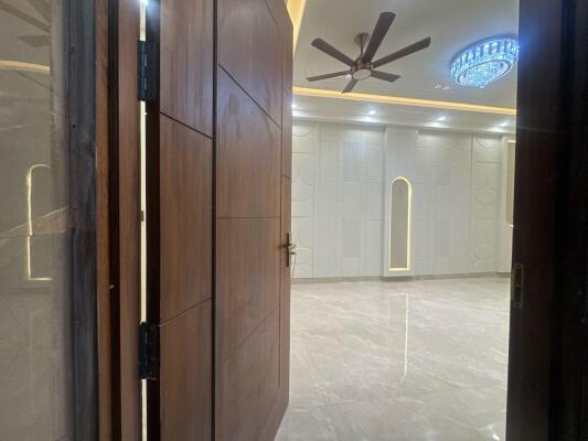 3 BHK Builder Floor in Gyan Khand 2, Ghaziabad
