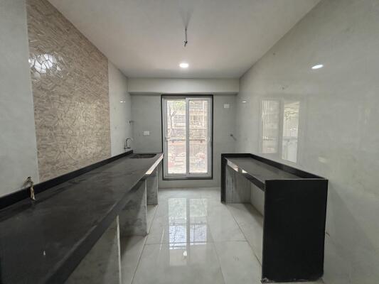 2 BHK Flat in Andheri East, Mumbai