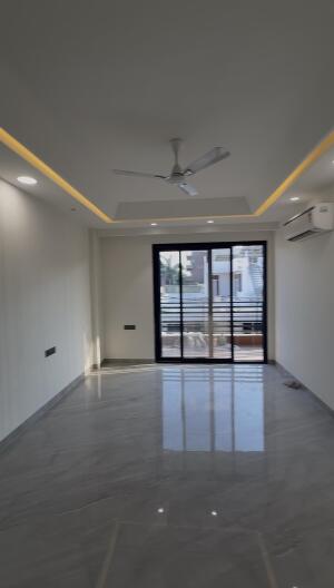 3 BHK Builder Floor in Palam Vihar, Gurgaon