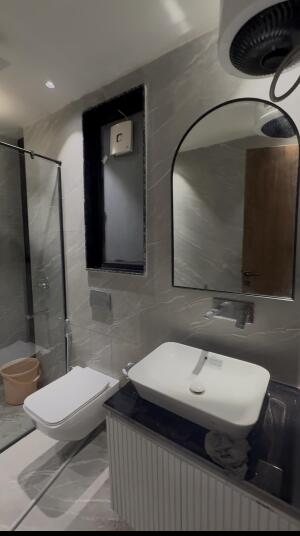 3 BHK Builder Floor in Palam Vihar, Gurgaon