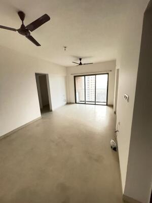 3 BHK Flat in Ghodbunder Road, Thane