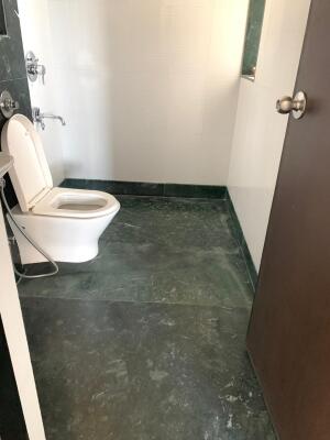 3 BHK Flat in Ghodbunder Road, Thane
