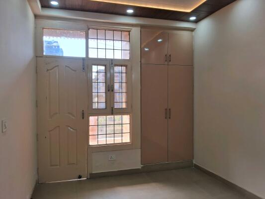 3 BHK Builder Floor in Shakti Khand 4, Ghaziabad
