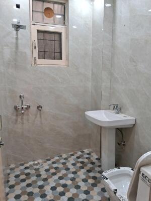 3 BHK Builder Floor in Shakti Khand 4, Ghaziabad