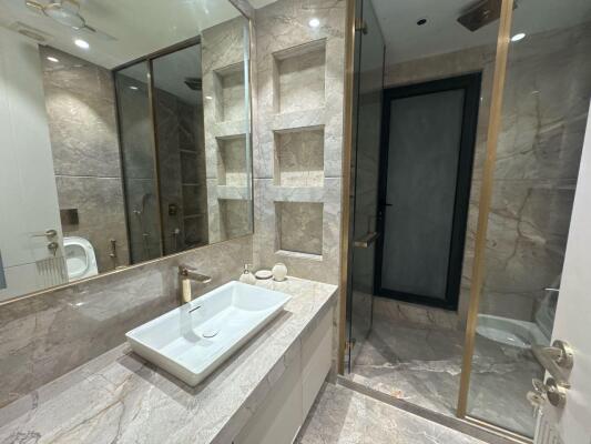 4 BHK Builder Floor in DLF Phase 1, Gurgaon