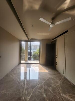 4 BHK Builder Floor in Green Park Extension, Delhi