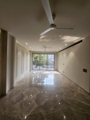 4 BHK Builder Floor in Green Park Extension, Delhi