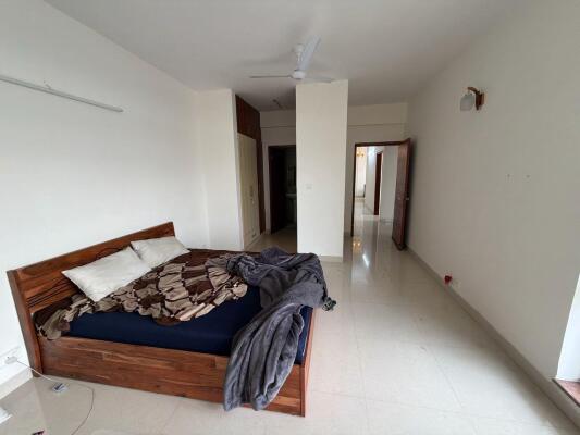 3 BHK Flat in Sector 19B Dwarka, Delhi