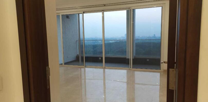 4 BHK Flat in Kalyani Nagar, Pune