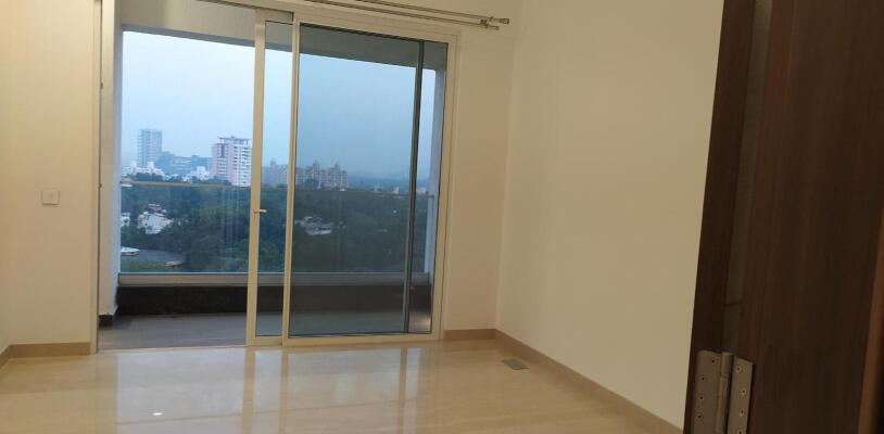 4 BHK Flat in Kalyani Nagar, Pune