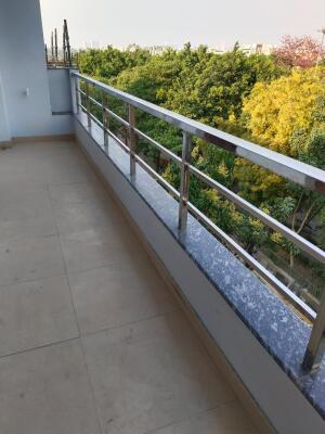 7 Bedroom House in Sector 15A, Noida