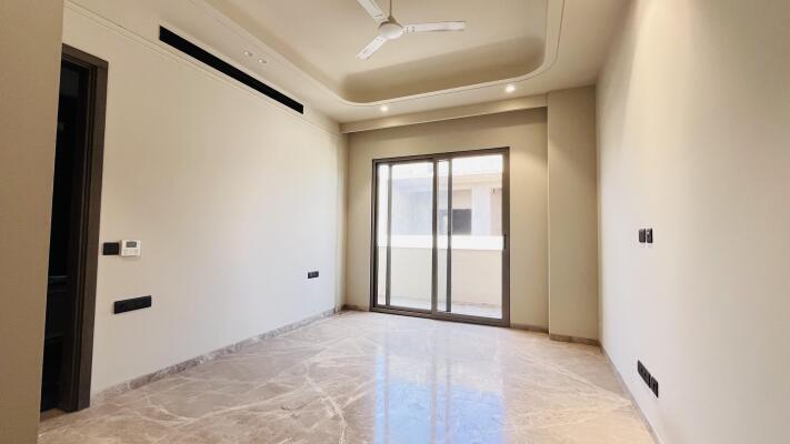 4 BHK Builder Floor in Green Park Extension, Delhi