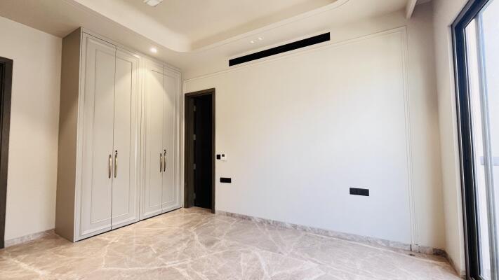 4 BHK Builder Floor in Green Park Extension, Delhi