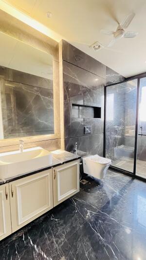 4 BHK Builder Floor in Green Park Extension, Delhi