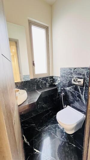 4 BHK Builder Floor in Green Park Extension, Delhi