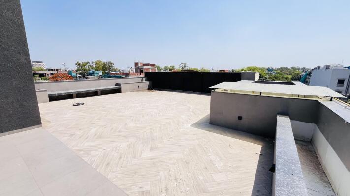 4 BHK Builder Floor in Green Park Extension, Delhi