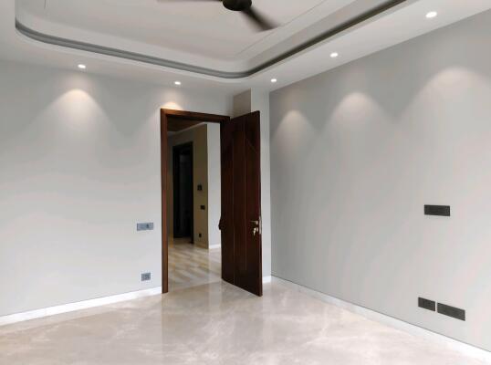 4 BHK Builder Floor in Greater Kailash, Delhi