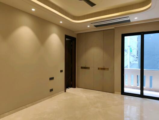 4 BHK Builder Floor in Greater Kailash, Delhi