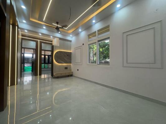 3 BHK Builder Floor in Gyan Khand 1, Ghaziabad