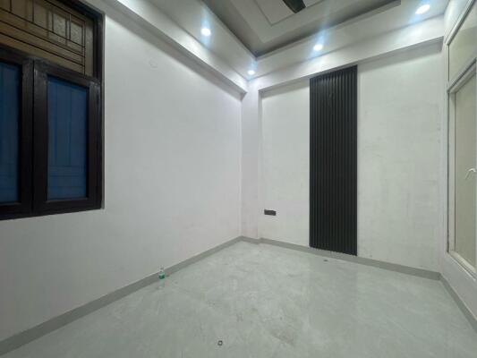3 BHK Builder Floor in Gyan Khand 1, Ghaziabad
