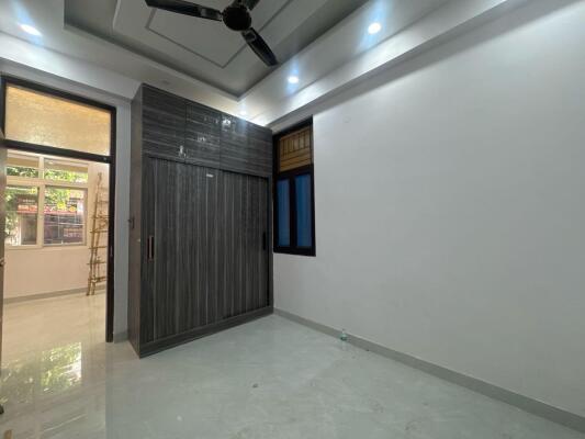 3 BHK Builder Floor in Gyan Khand 1, Ghaziabad