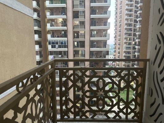 2 BHK Flat in ETA II, Greater Noida