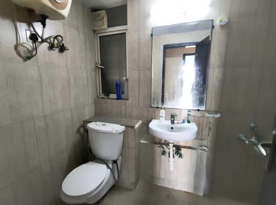 3 BHK Flat in Sector 110, Noida