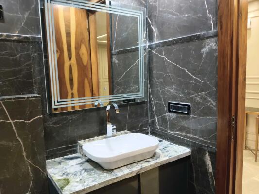4 BHK Builder Floor in DLF Phase 2, Gurgaon