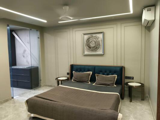 4 BHK Builder Floor in DLF Phase 2, Gurgaon