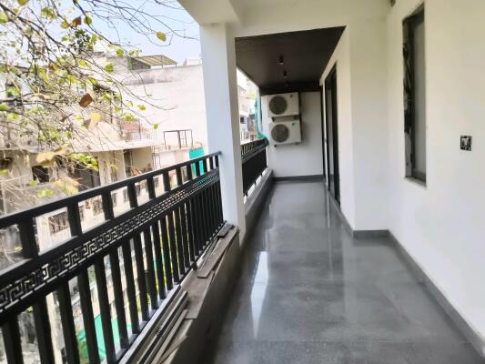 4 BHK Builder Floor in DLF Phase 2, Gurgaon