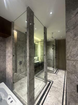 4 BHK Triplex Builder Floor in Greater Kailash 1, Delhi