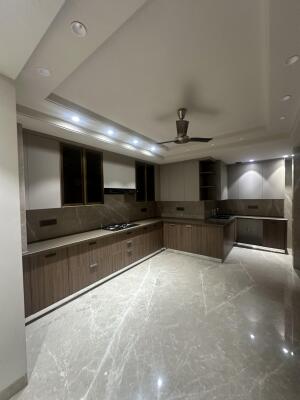 4 BHK Triplex Builder Floor in Greater Kailash 1, Delhi