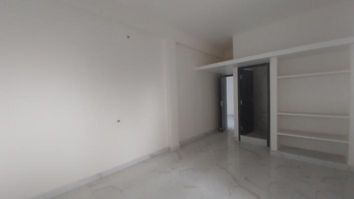3 BHK Flat in Selaiyur, Chennai