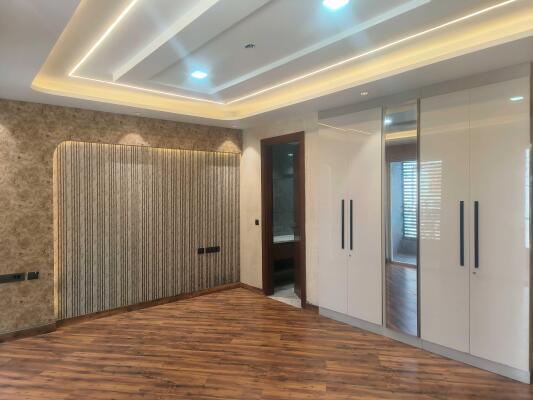 4 BHK Builder Floor in Sector 21C, Faridabad