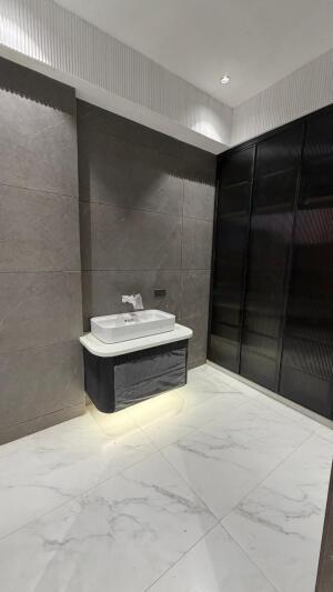 4 BHK Builder Floor in Sector 21C, Faridabad