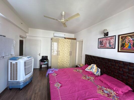 4 BHK Flat in Sector 81, Gurgaon