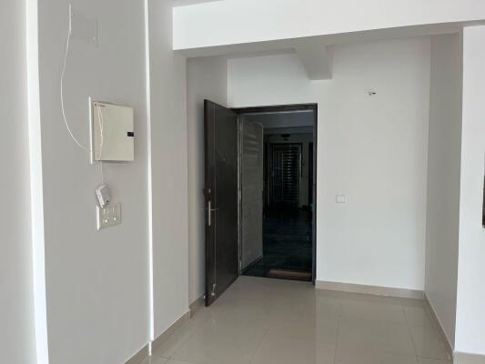 3 BHK Flat in Indirapuram, Ghaziabad