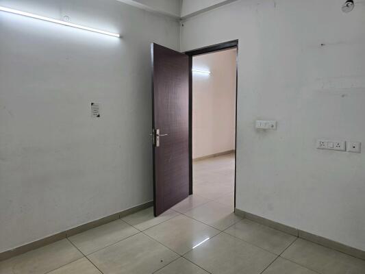 3 BHK Flat in Sector 143, Noida