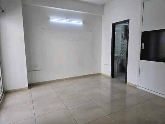 3 BHK Flat in Sector 143, Noida