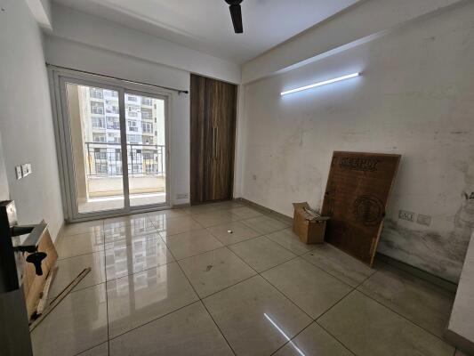 3 BHK Flat in Sector 143, Noida