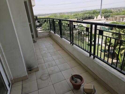 3 BHK Flat in Sector 143, Noida