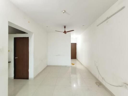 2 BHK Flat in IC Colony, Borivali West