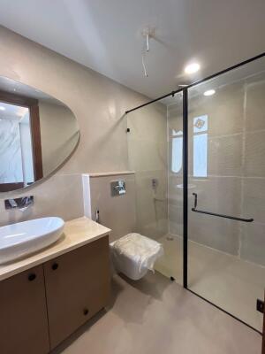 4 BHK Builder Floor in Nirvana Country, Gurgaon