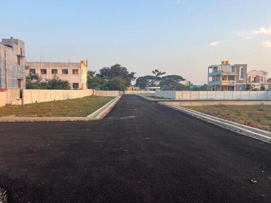 Residential land / Plot in Red Hills, Chennai