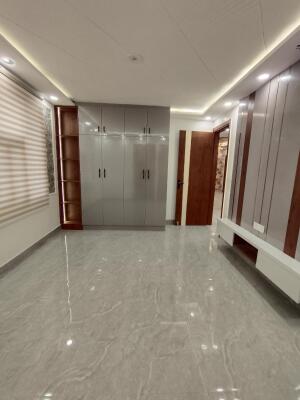 3 BHK Builder Floor in Shyam Vihar, Delhi