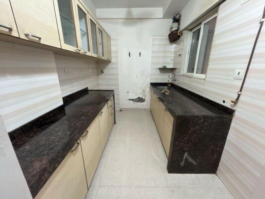2 BHK Flat in Malad West, Mumbai