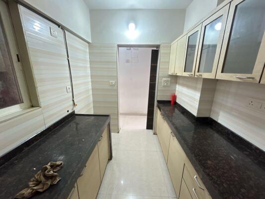 2 BHK Flat in Malad West, Mumbai