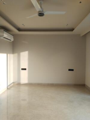 4 BHK Builder Floor in East of Kailash, Delhi