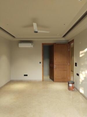 4 BHK Builder Floor in East of Kailash, Delhi